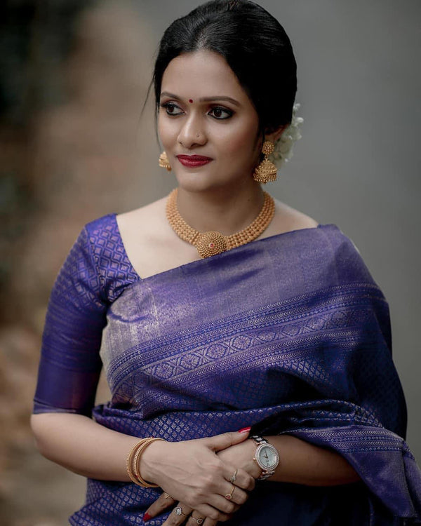 Malishka Jacquard Lichi Silk Blue Saree With Unstitched Blouse Piece - Distacart