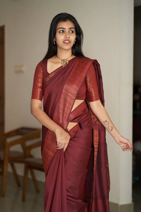 Malishka Jacquard Lichi Silk Maroon Saree With Unstitched Blouse Piece - Distacart