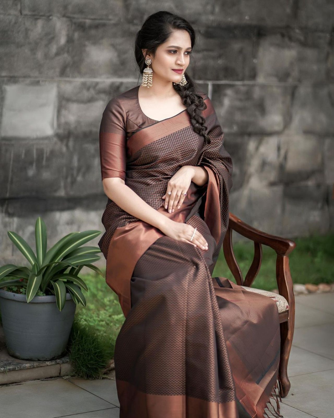 Malishka Jacquard Lichi Silk Brown Saree With Unstitched Blouse Piece - Distacart