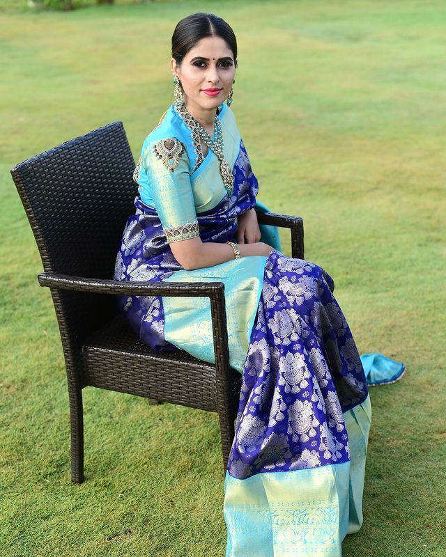 NOZ2TOZ Jacquard Lichi Silk Blue Saree With Unstitched Blouse Piece - Distacart