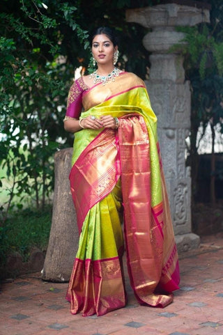 Malishka Jacquard Lichi Silk Green Saree With Unstitched Blouse Piece