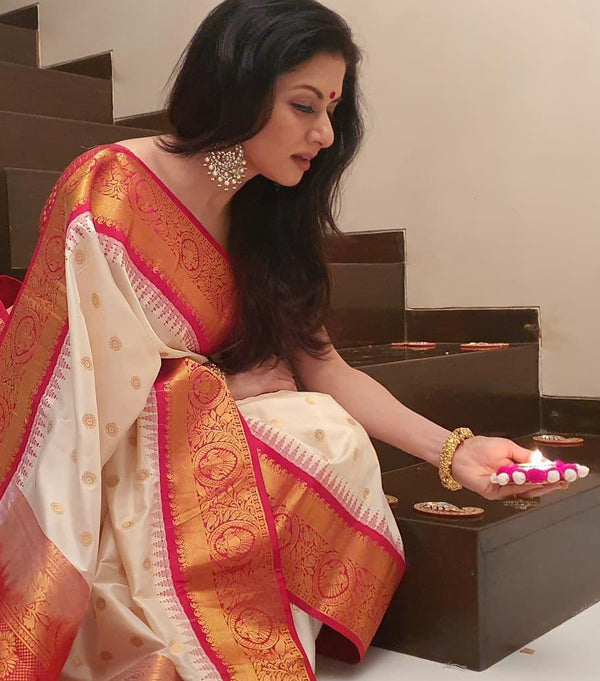NOZ2TOZ Jacquard Lichi Silk White Saree With Unstitched Blouse Piece - Distacart