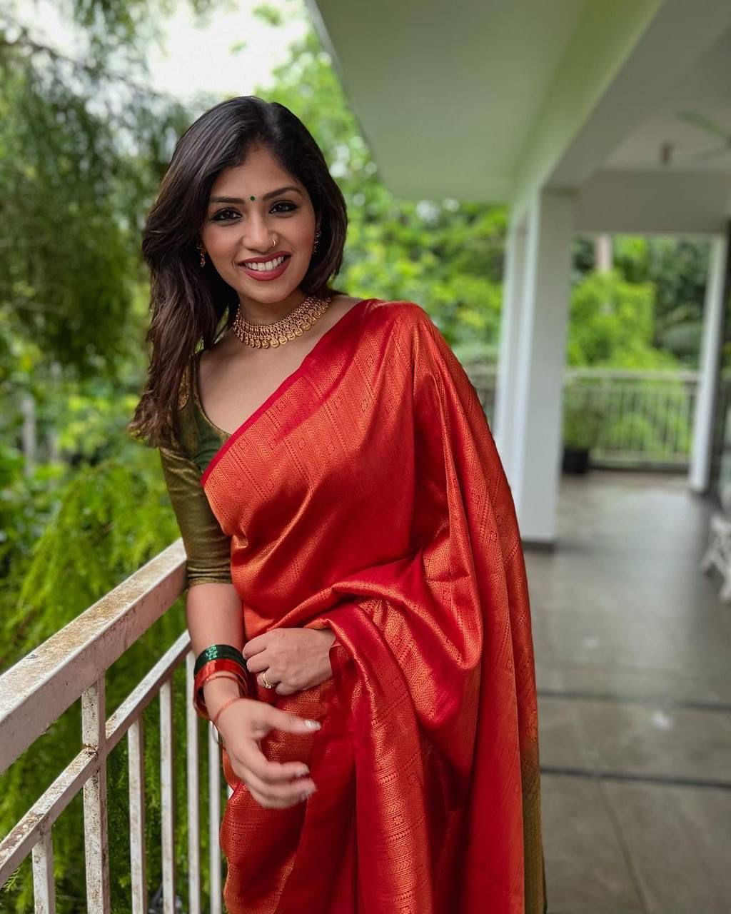Malishka Jacquard Lichi Silk Orange Saree With Unstitched Blouse Piece - Distacart