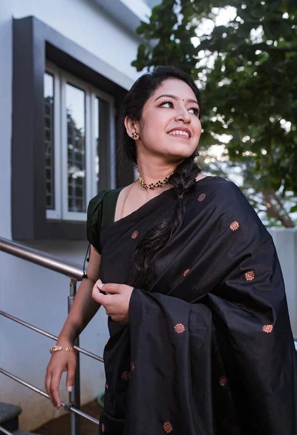 Malishka Jacquard Lichi Silk Black Saree With Unstitched Blouse Piece - Distacart