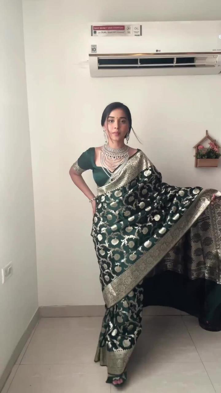 NOZ2TOZ Weaving Linen Green Saree With Unstitched Blouse Piece - Distacart