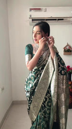Thumbnail for NOZ2TOZ Weaving Linen Green Saree With Unstitched Blouse Piece - Distacart