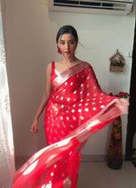 Thumbnail for NOZ2TOZ Weaving Linen Red Saree With Unstitched Blouse Piece - Distacart
