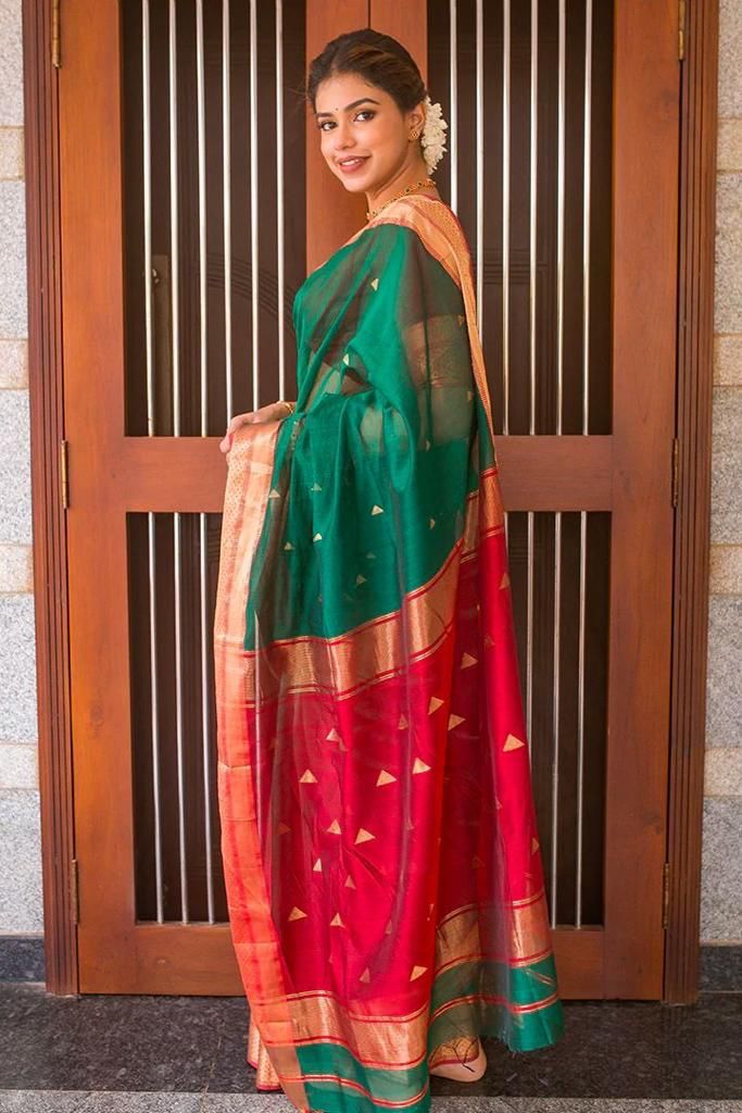 Malishka Jacquard Lichi Silk Green Saree With Unstitched Blouse Piece - Distacart