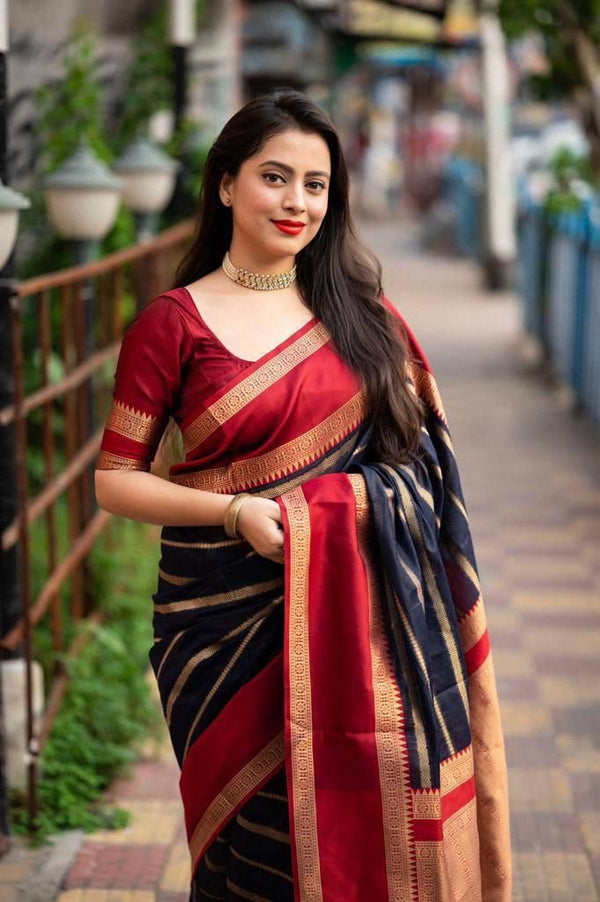 Malishka Jacquard Lichi Silk Navy Blue Saree With Unstitched Blouse Piece - Distacart