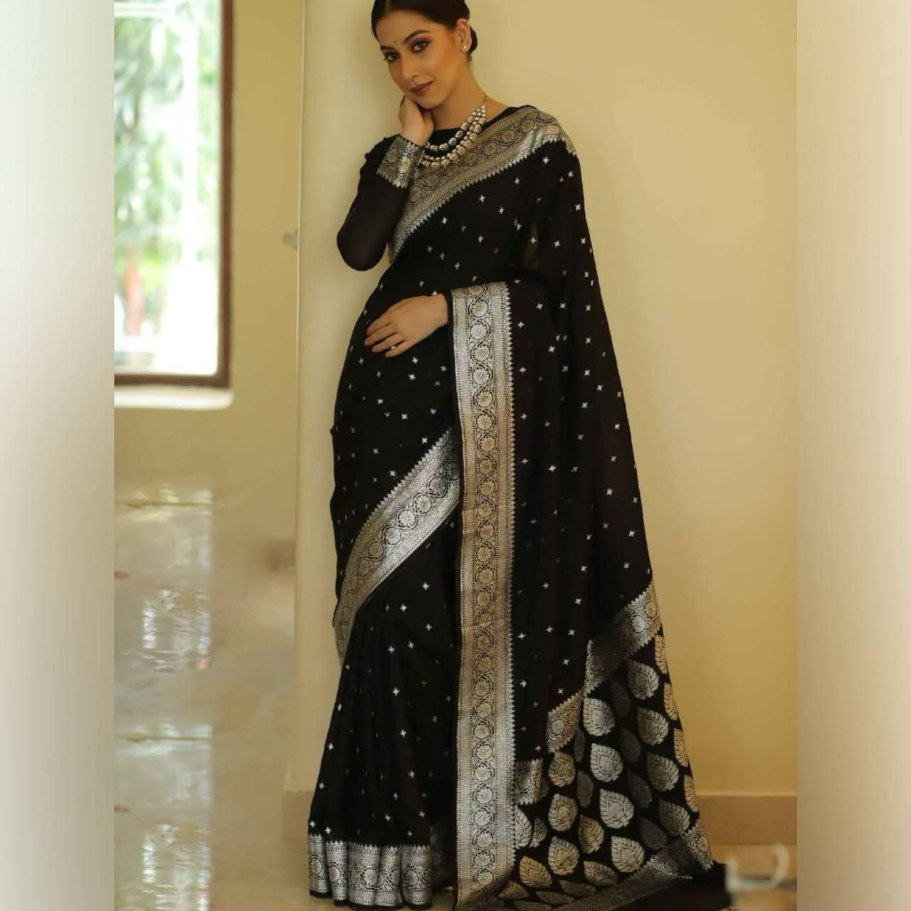 NOZ2TOZ Jacquard Lichi Silk Black Saree With Unstitched Blouse Piece - Distacart
