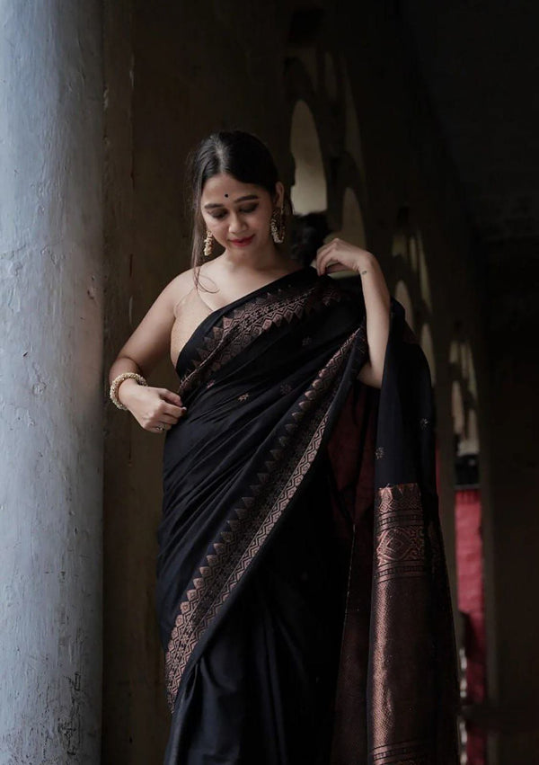 NOZ2TOZ Jacquard Lichi Silk Black Saree With Unstitched Blouse Piece - Distacart