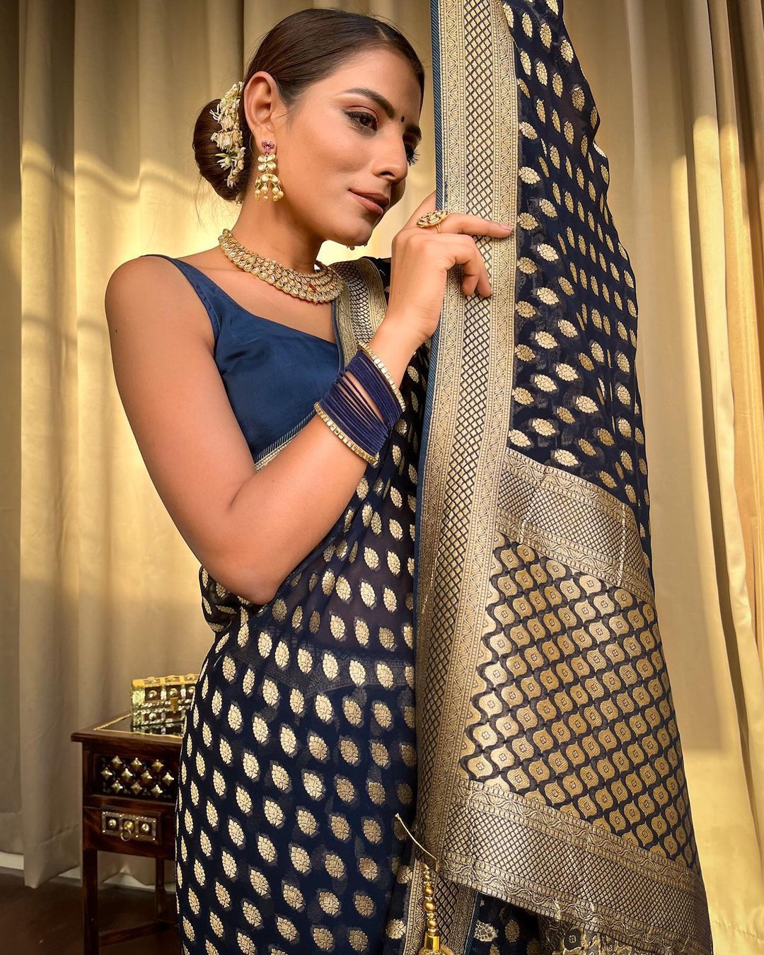 NOZ2TOZ Jacquard Lichi Silk Navy Blue Saree With Unstitched Blouse Piece - Distacart