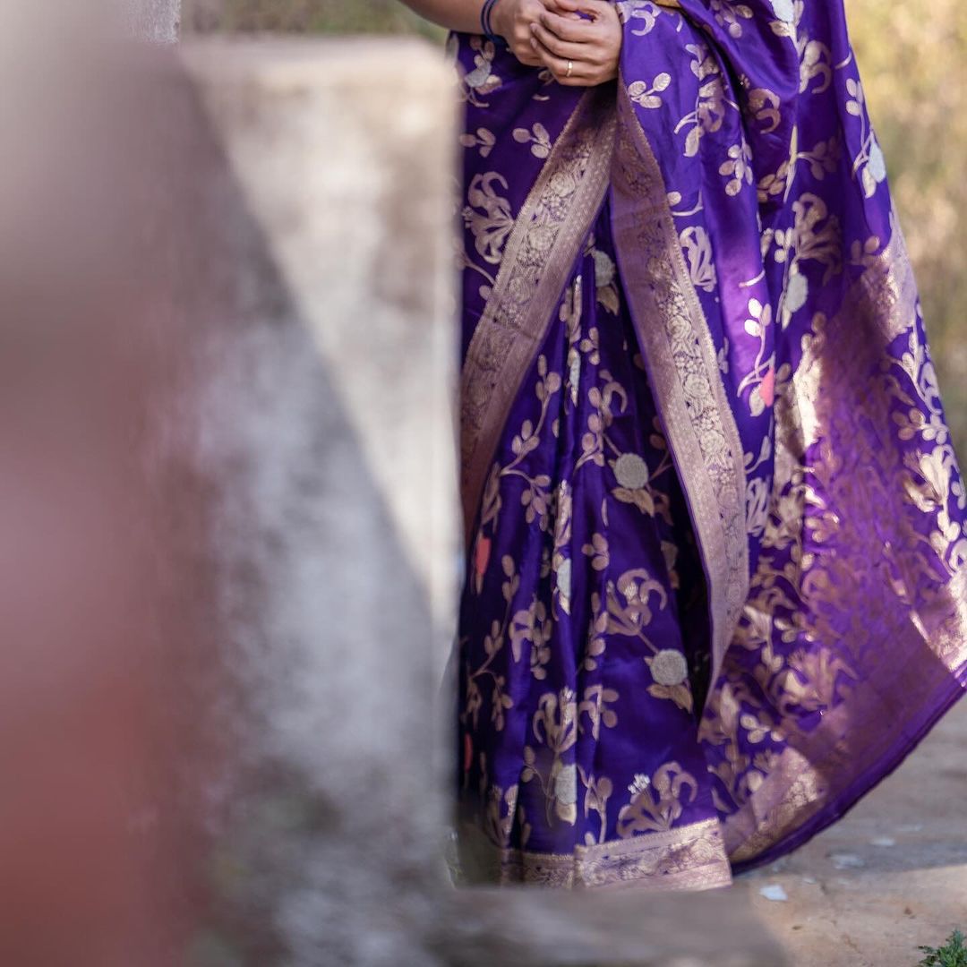 NOZ2TOZ Jacquard Lichi Silk Purple Saree With Unstitched Blouse Piece - Distacart