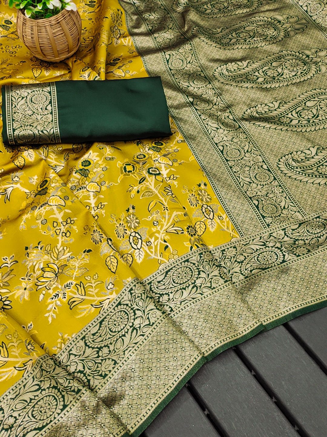 NOZ2TOZ Jacquard Lichi Silk Yellow Saree With Unstitched Blouse Piece - Distacart