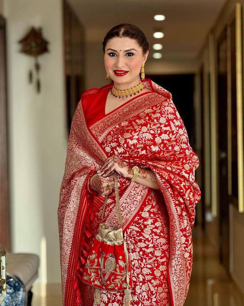 NOZ2TOZ Jacquard Lichi Silk Red Saree With Unstitched Blouse Piece - Distacart