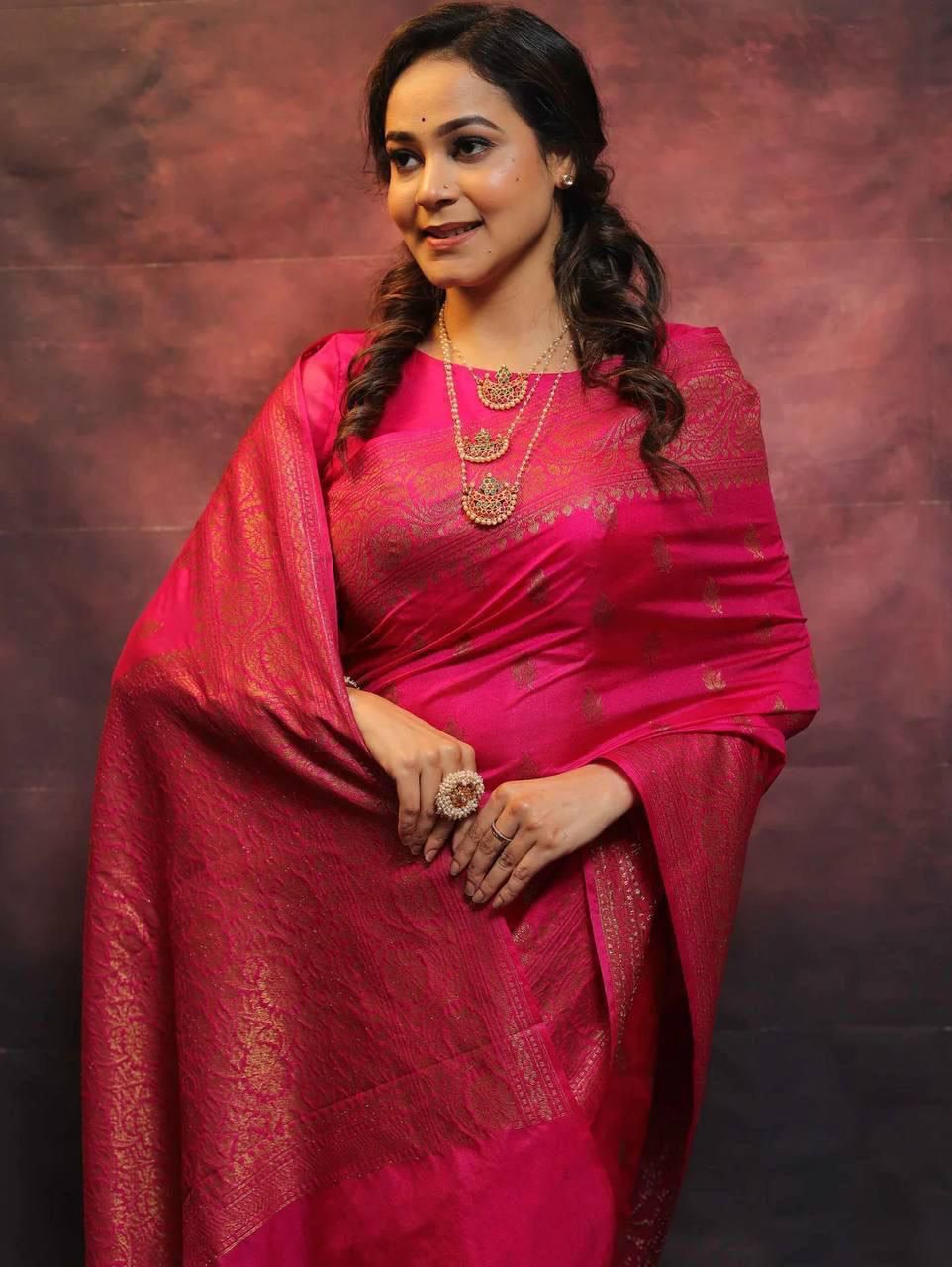 Malishka Jacquard Lichi Silk Pink Saree With Unstitched Blouse Piece - Distacart