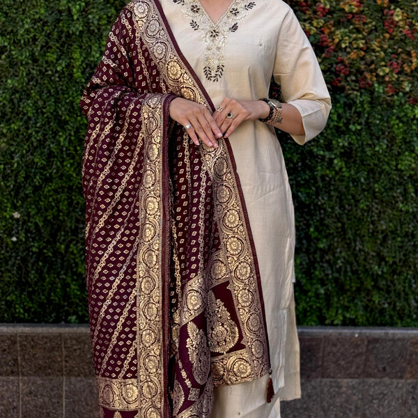 Vedant Vastram Kurta Pant Set With Dupatta Having Beautiful Handwork - White - Distacart