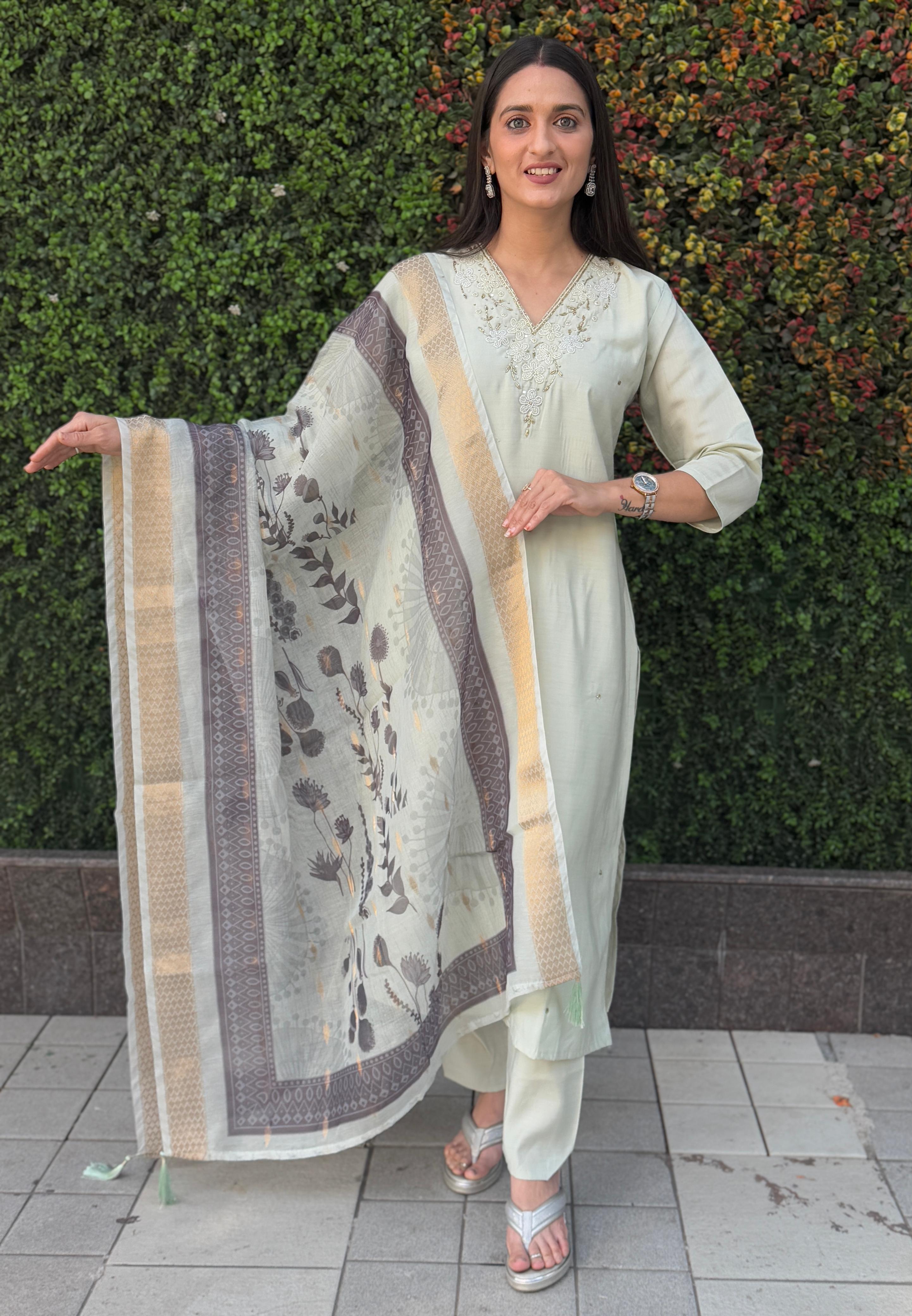 Vedant Vastram Kurta Pant Set With Dupatta Having Beautiful Handwork - Light Pista - Distacart