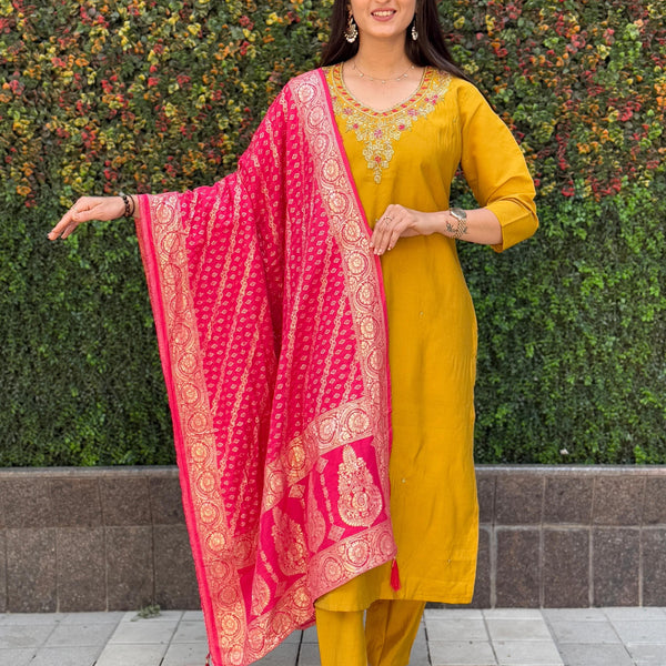 Vedant Vastram Kurta Pant Set With Dupatta Having Beautiful Handwork - Yellow - Distacart