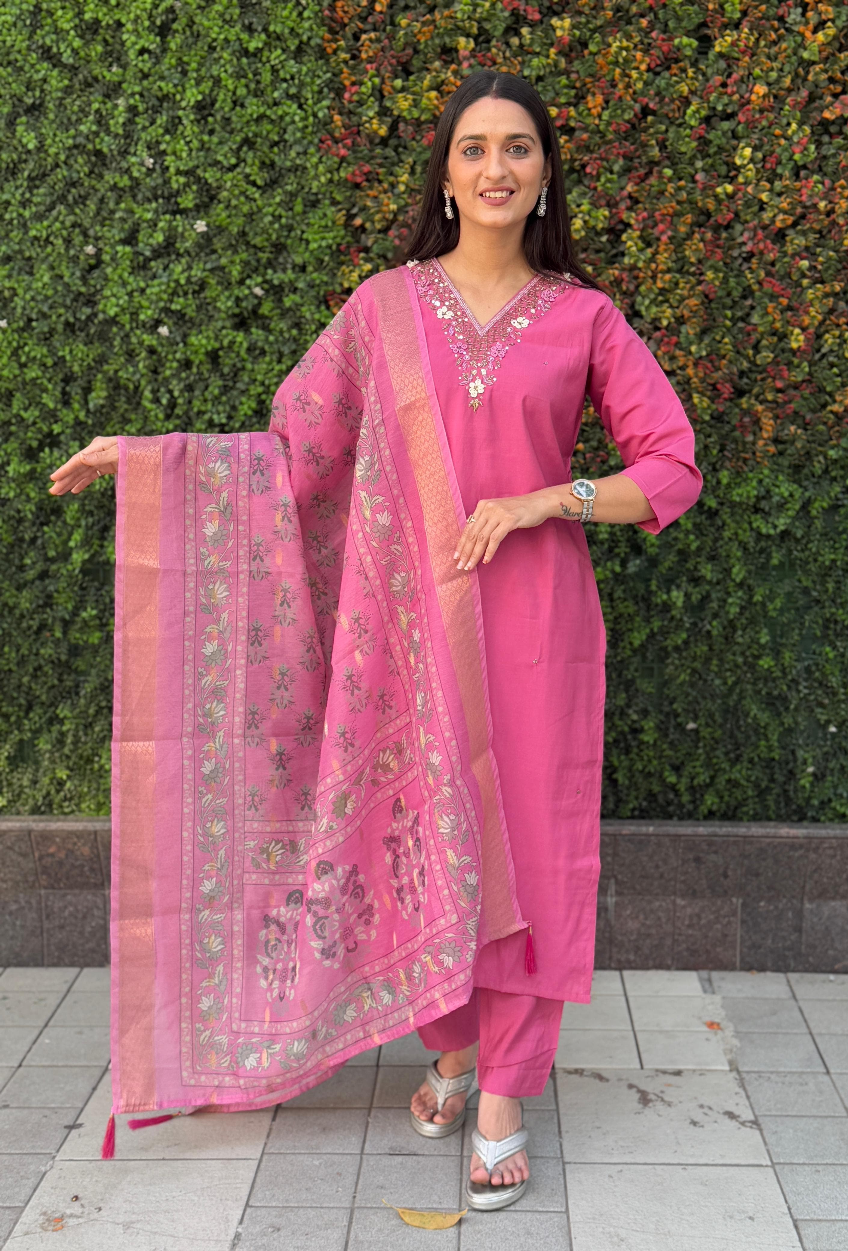 Vedant Vastram Kurta Pant Set With Dupatta Having Beautiful Handwork - Peach - Distacart