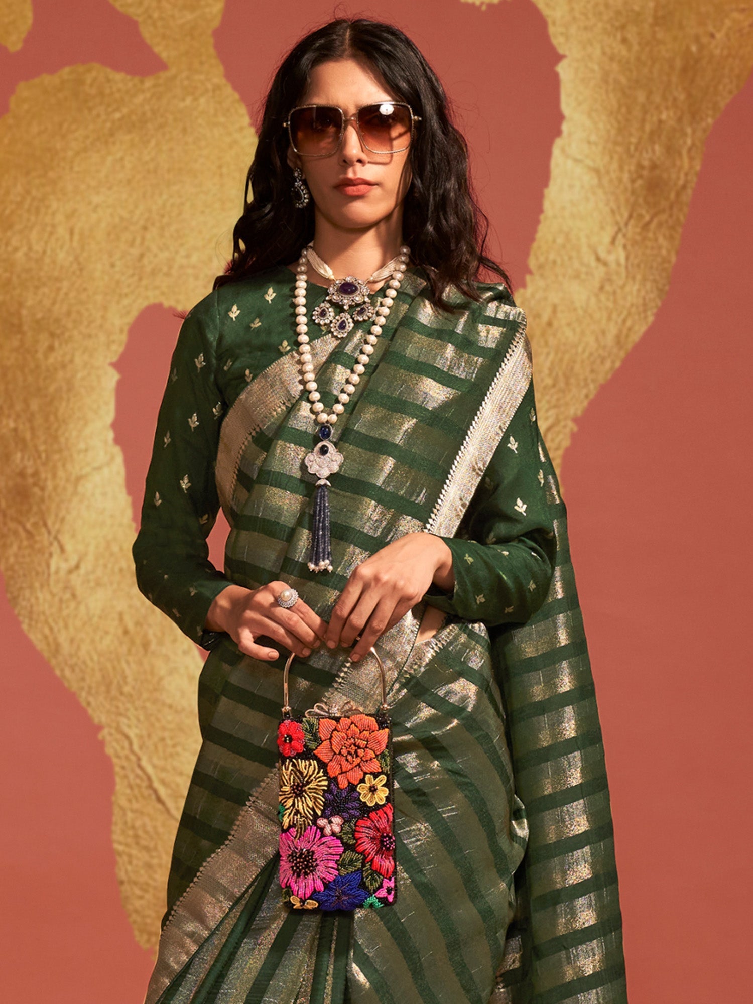 NOZ2TOZ Women's Viscose Silk Green Woven Design Designer Saree With Blouse Piece - Distacart