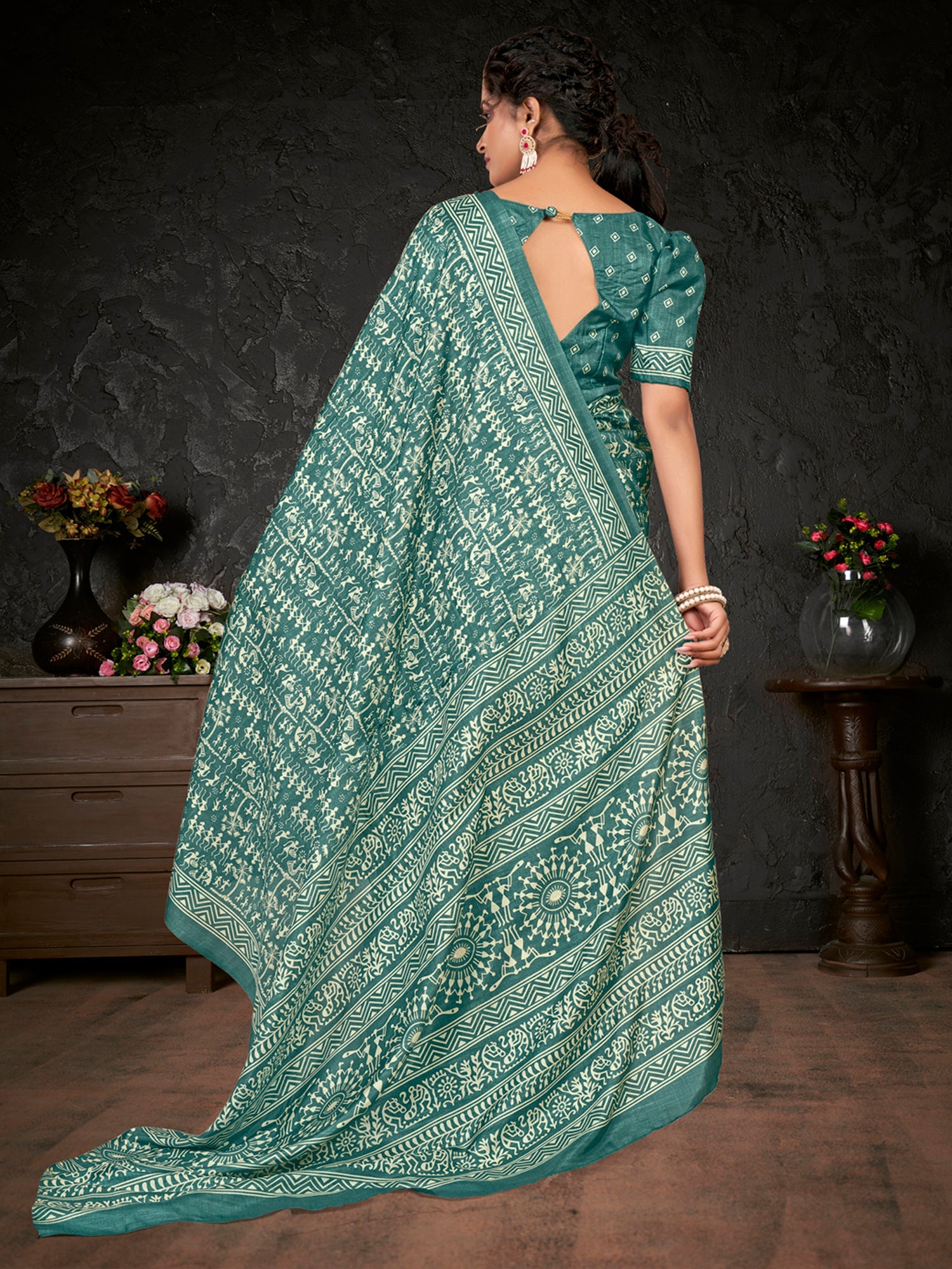 NOZ2TOZ Women's Dola Silk Sea Green Printed Designer Saree With Blouse Piece - Distacart