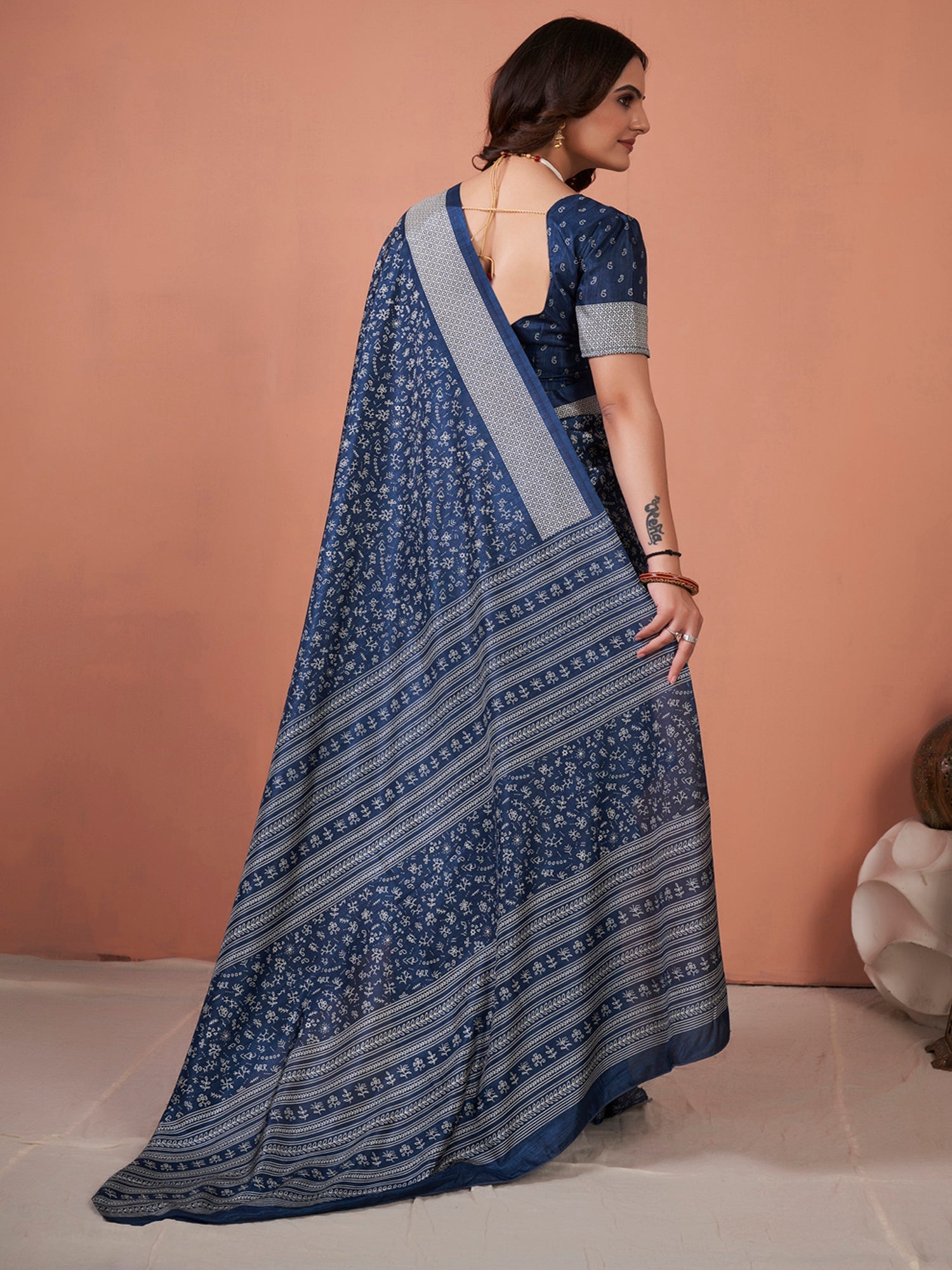 NOZ2TOZ Women's Dola Silk Navy Blue Printed Designer Saree With Blouse Piece - Distacart