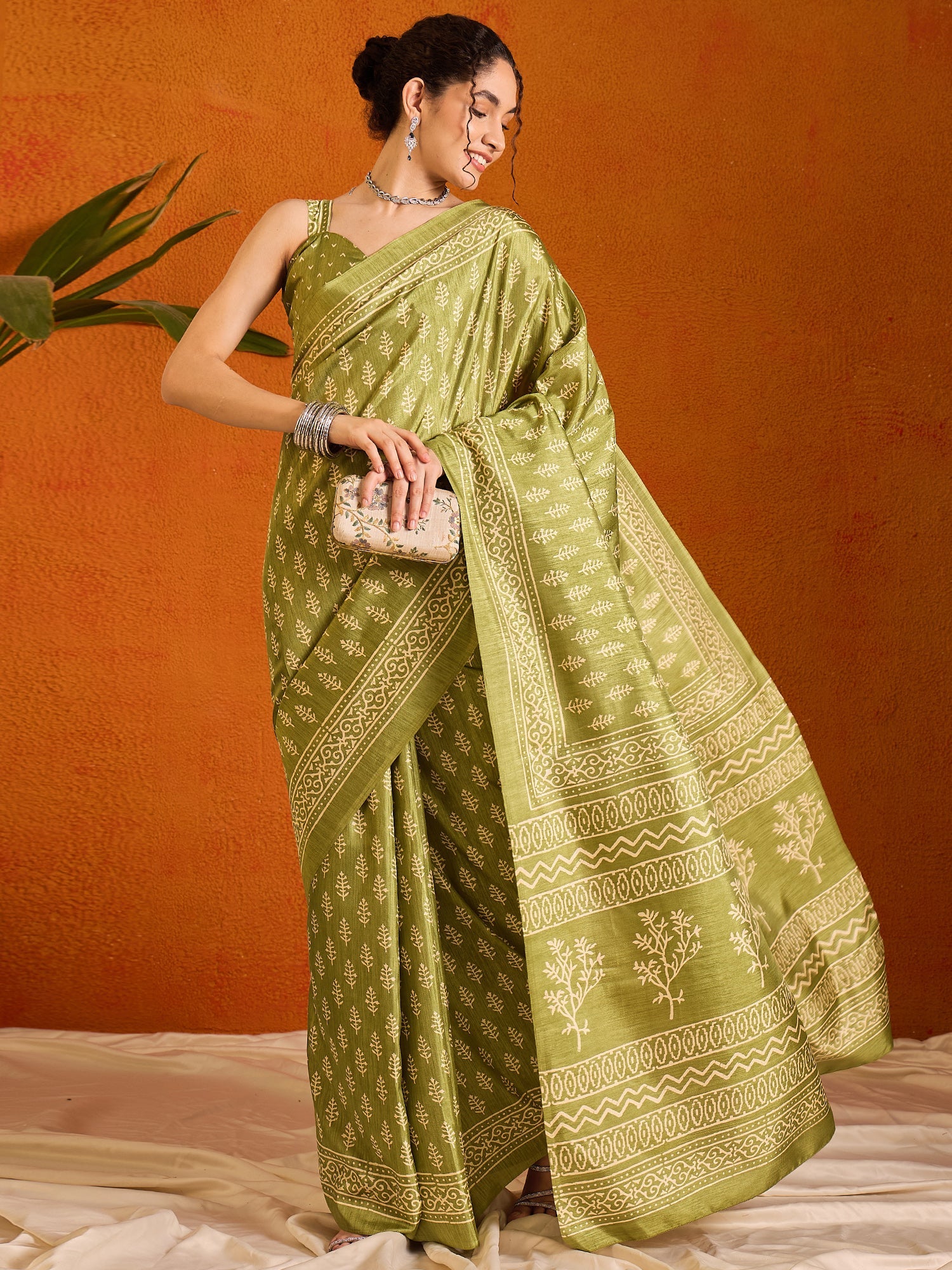 NOZ2TOZ Women's Cotton Blend Light Green Printed Designer Saree With Blouse Piece - Distacart