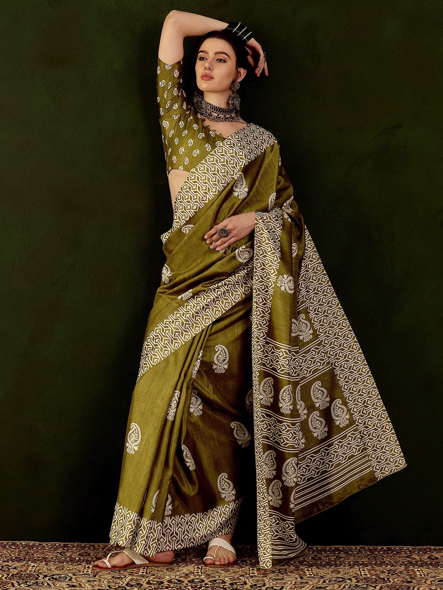 NOZ2TOZ Women's Cotton Blend Olive Printed Designer Saree With Blouse Piece - Distacart