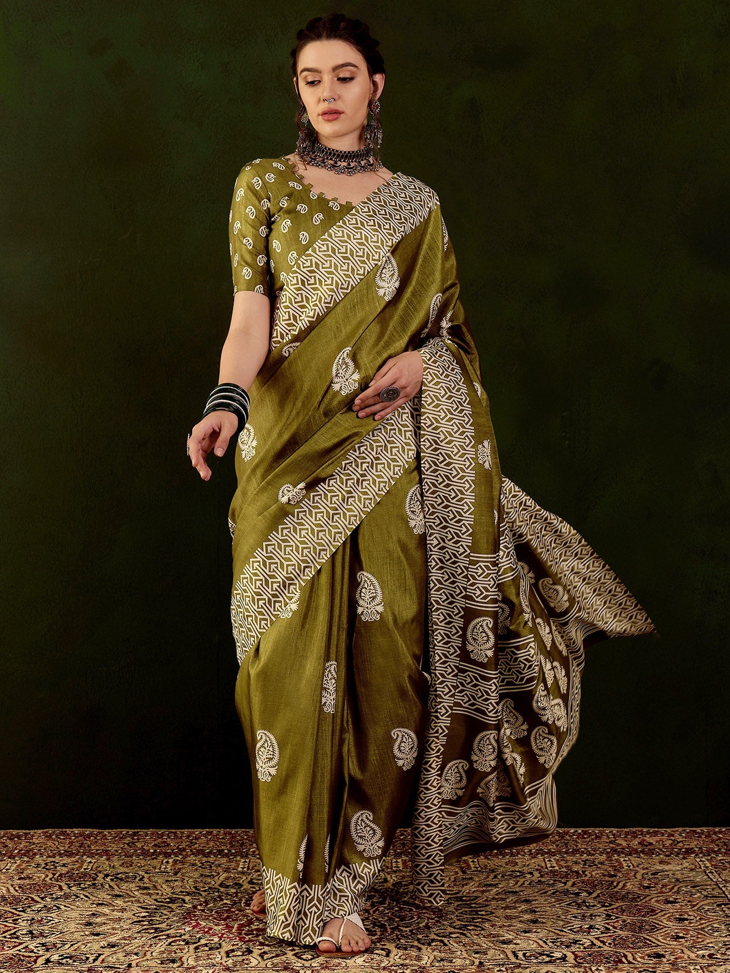 NOZ2TOZ Women's Cotton Blend Olive Printed Designer Saree With Blouse Piece - Distacart