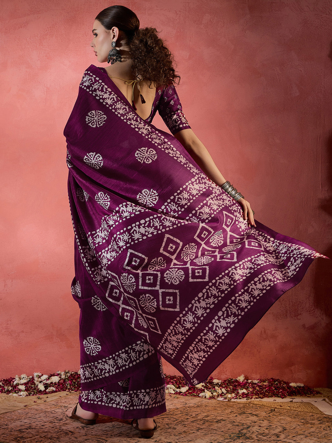 NOZ2TOZ Women's Cotton Blend Magenta Printed Designer Saree With Blouse Piece - Distacart