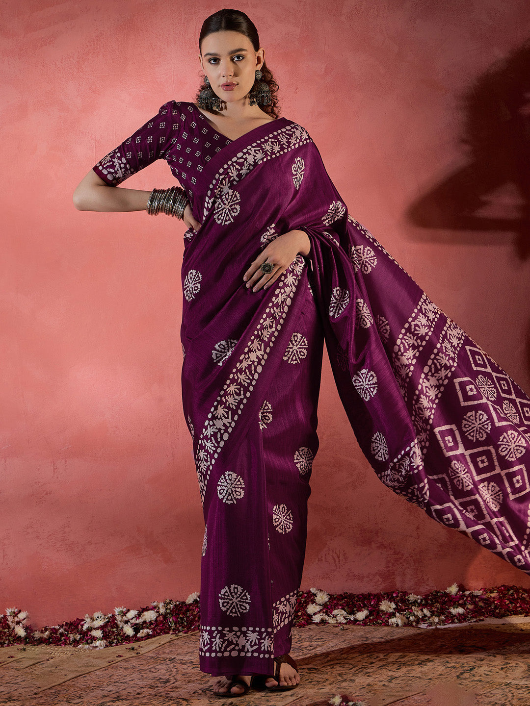 NOZ2TOZ Women's Cotton Blend Magenta Printed Designer Saree With Blouse Piece - Distacart