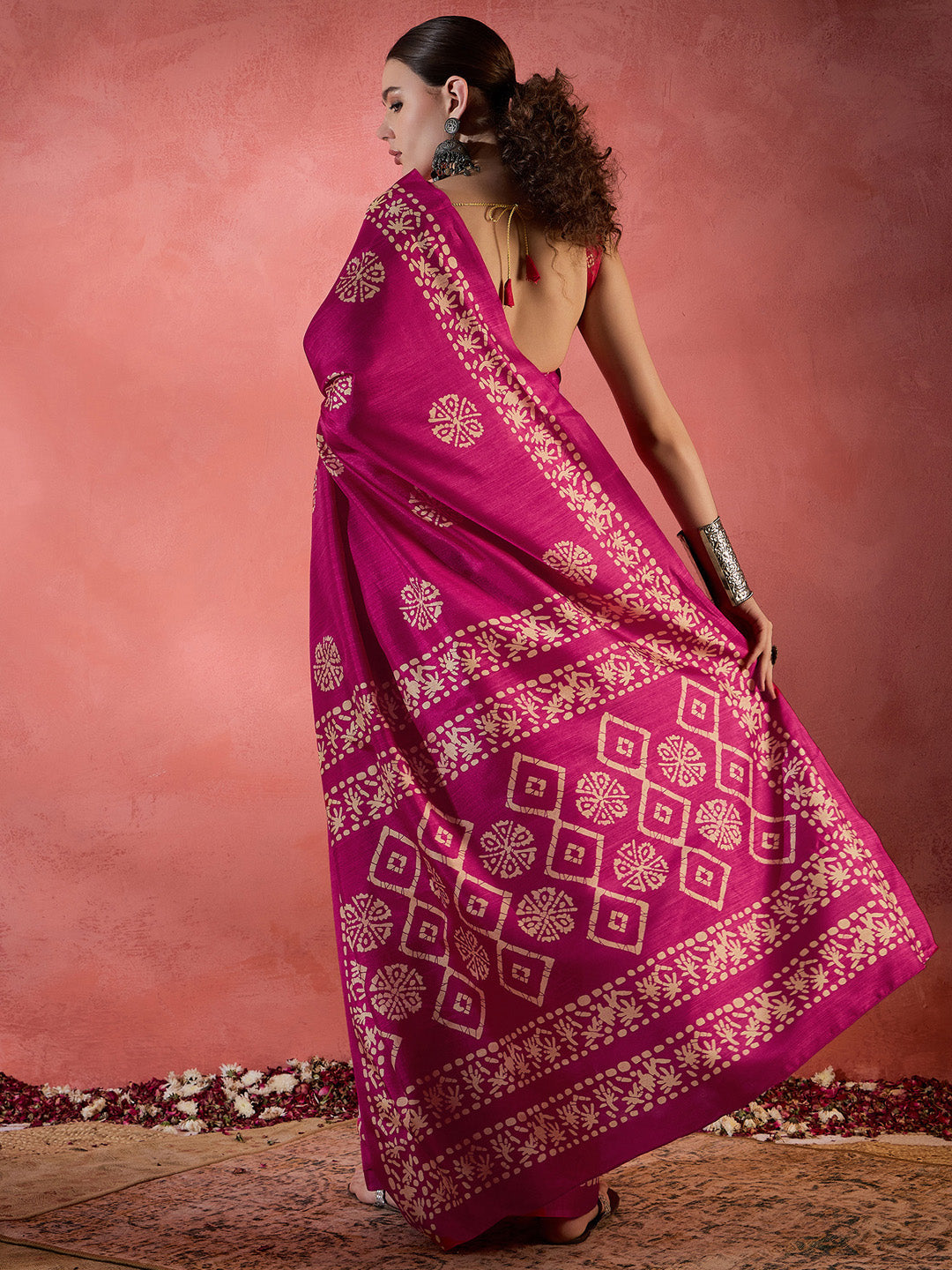 NOZ2TOZ Women's Cotton Blend Pink Printed Designer Saree With Blouse Piece - Distacart