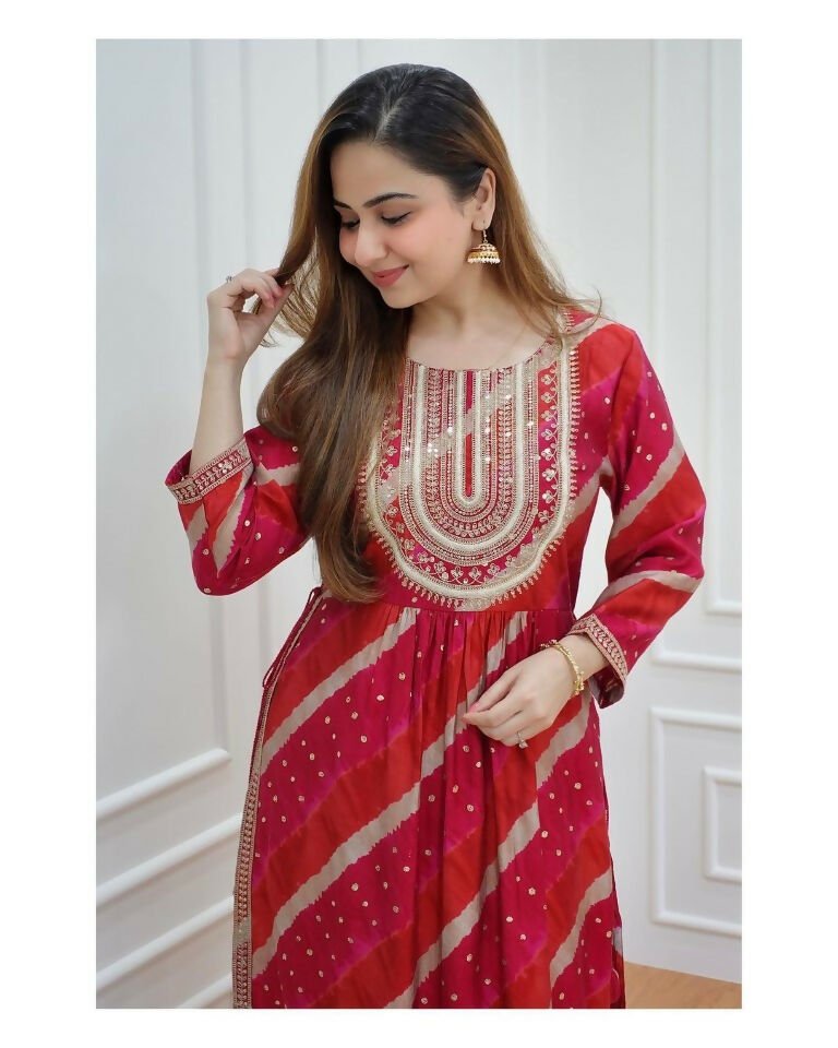 Alvano Women's Sequence Naira Cut Kurti with Pant set Printed Rayon - Distacart