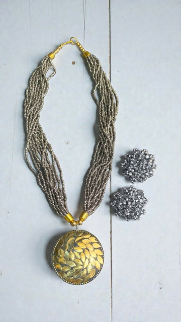 Inhanns All-Day Statement Beaded Necklace Set - Gray - Distacart