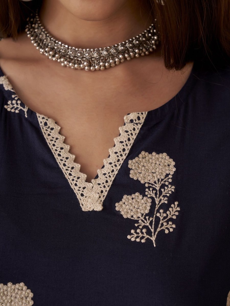 Anouk Floral Embroidered Thread Work Pure Cotton Straight Kurta With Trousers & Dupatta - Distacart