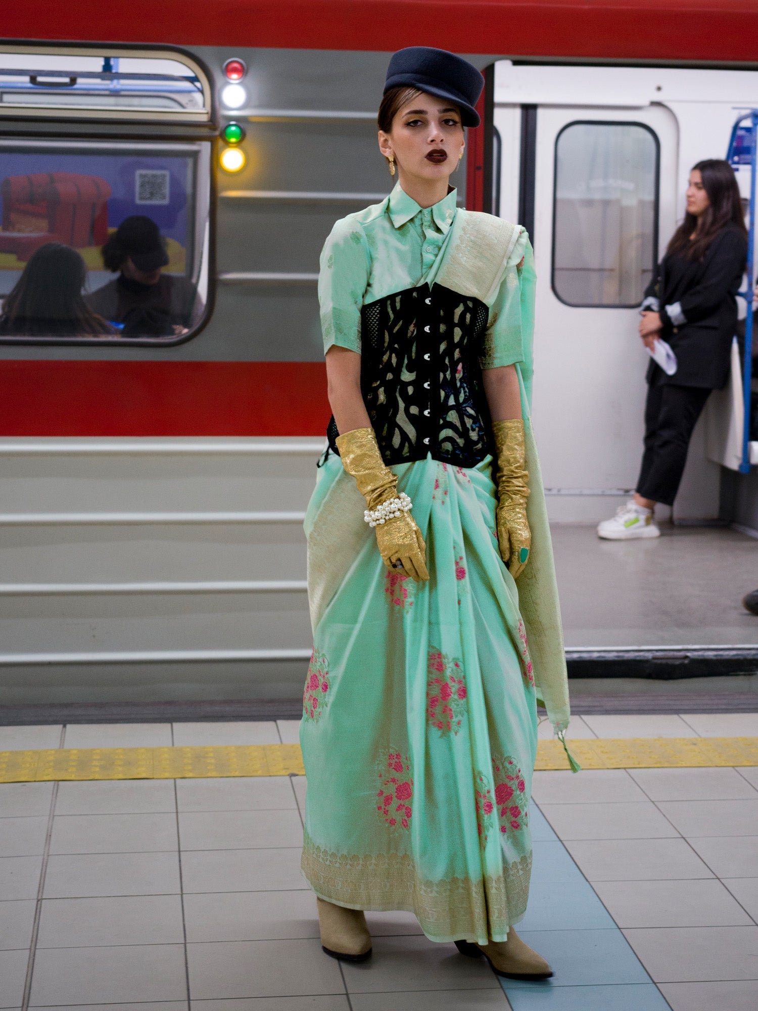 NOZ2TOZ Women's Silk Blend Sea Green Woven Design Designer Saree With Blouse Piece - Distacart