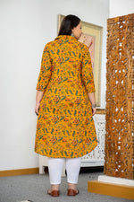 Thumbnail for Kaajh Women's Yellow Floral Printed Plus Size Cotton Kurta - Distacart