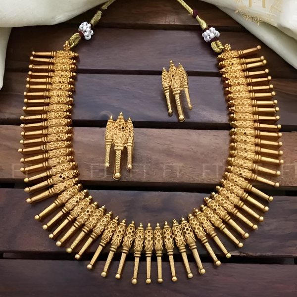 Jewel City Elegant Gold-Plated Spike Necklace Set - Traditional South Indian Style Jewelry - Distacart