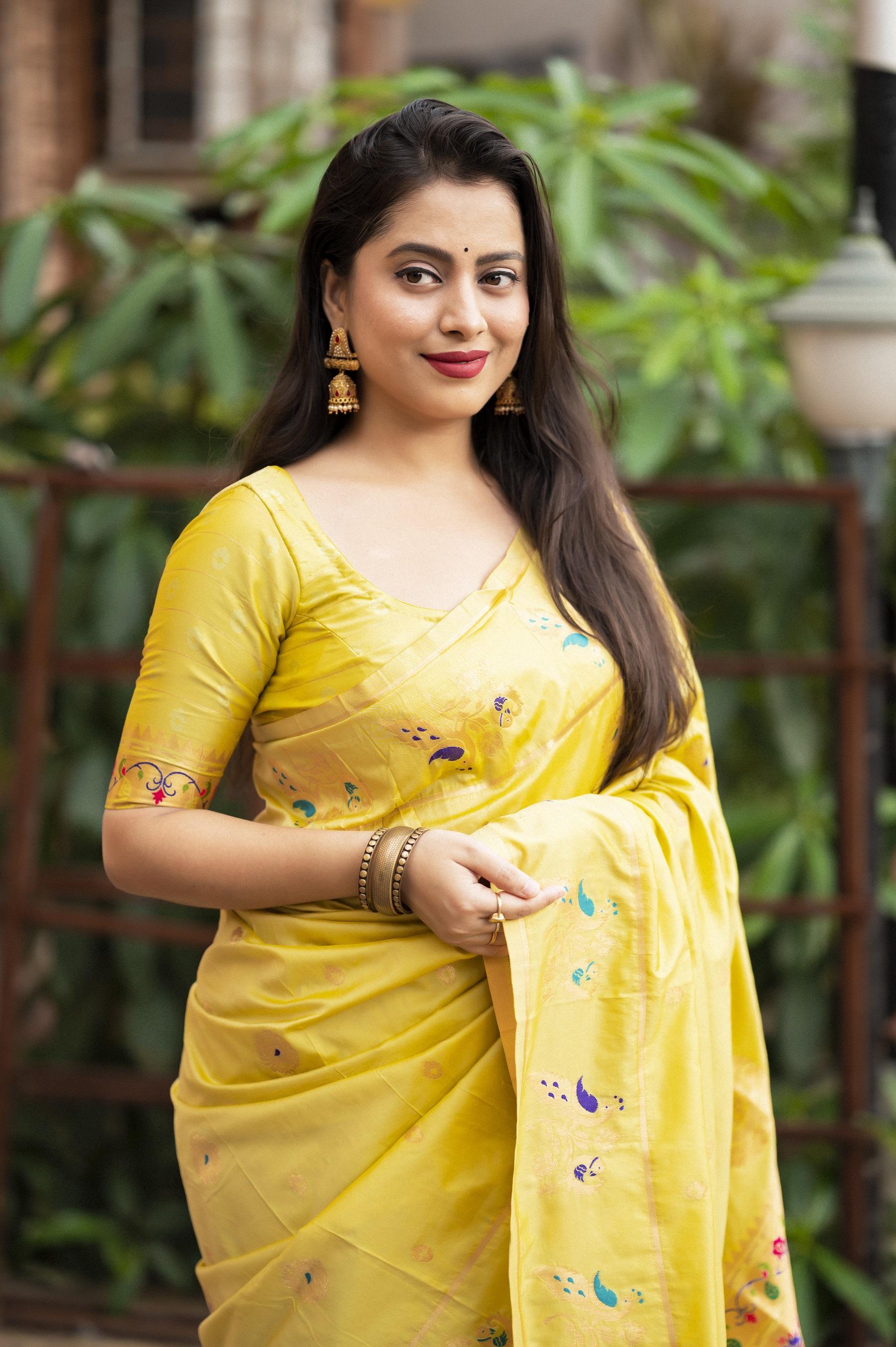 Lemon Green Pure Silk Woven Design Saree with Unstitched Blouse - A2M - Distacart