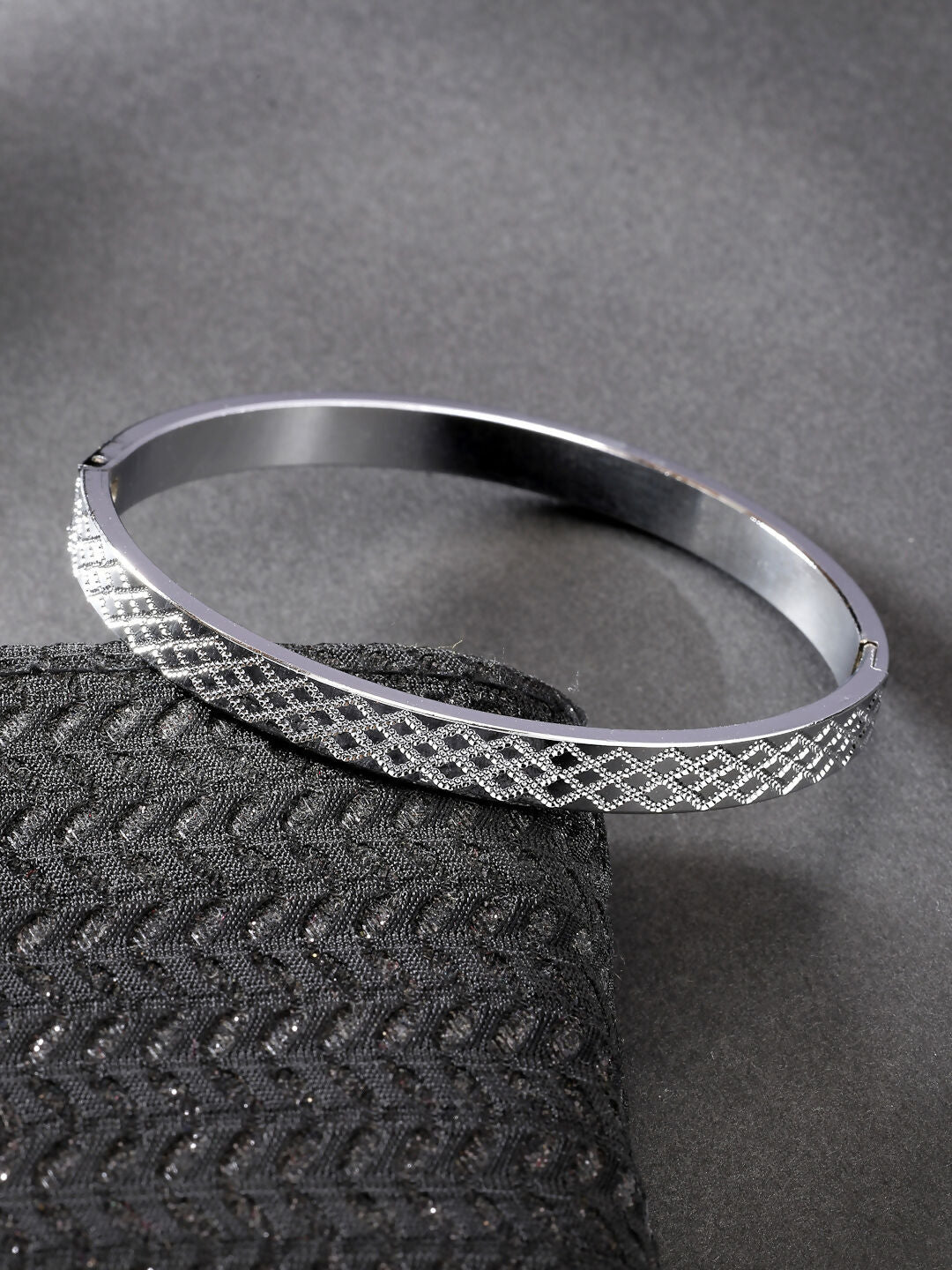 NVR Men's Set of 2 Rhodium-Plated Stainless Steel Kada Bracelet - Distacart