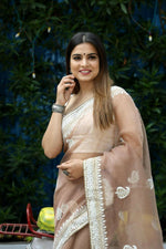 Thumbnail for 0R2A3142-min (2)