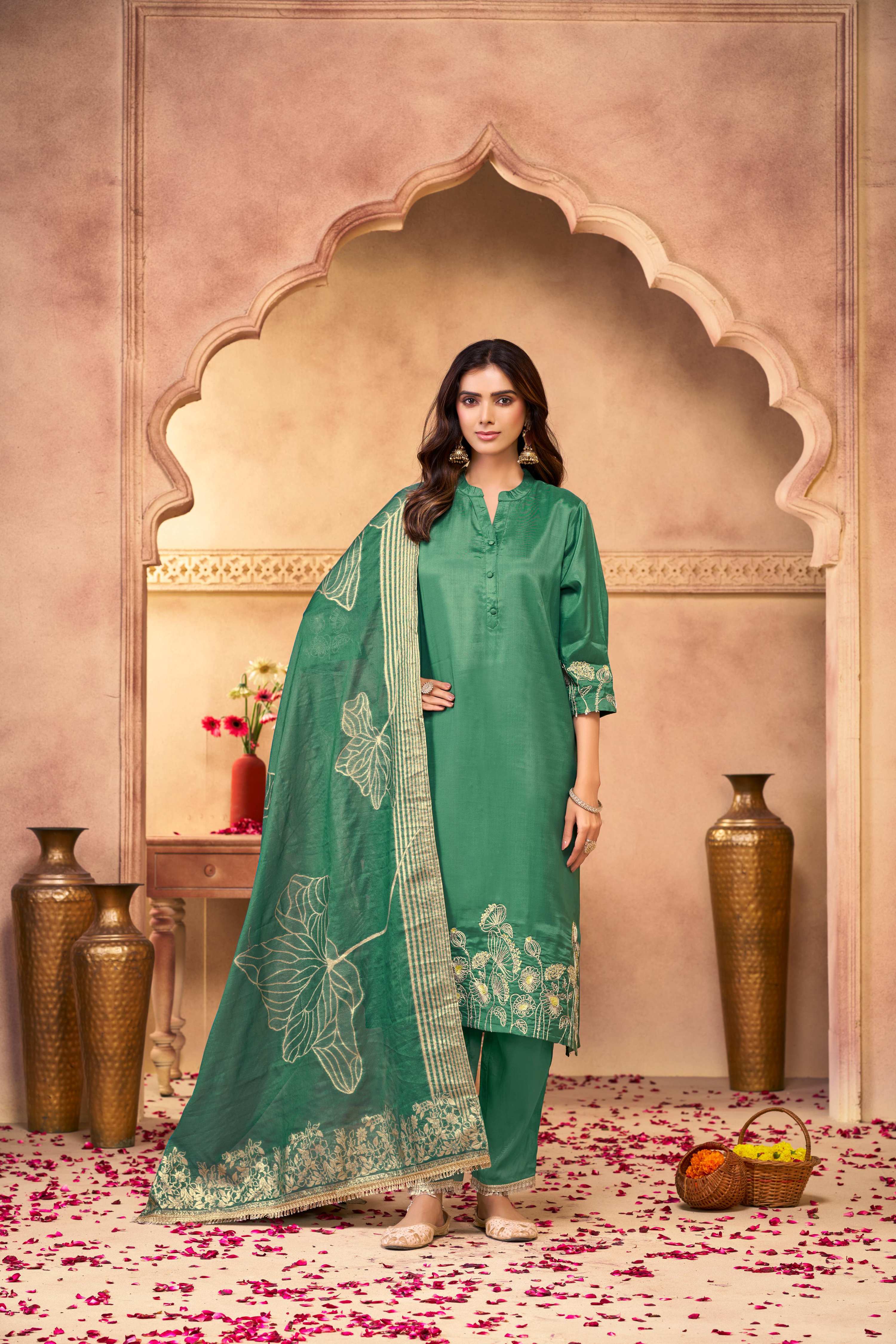 BulBul Kuhu Green Muslin Kurta Set With Dupatta