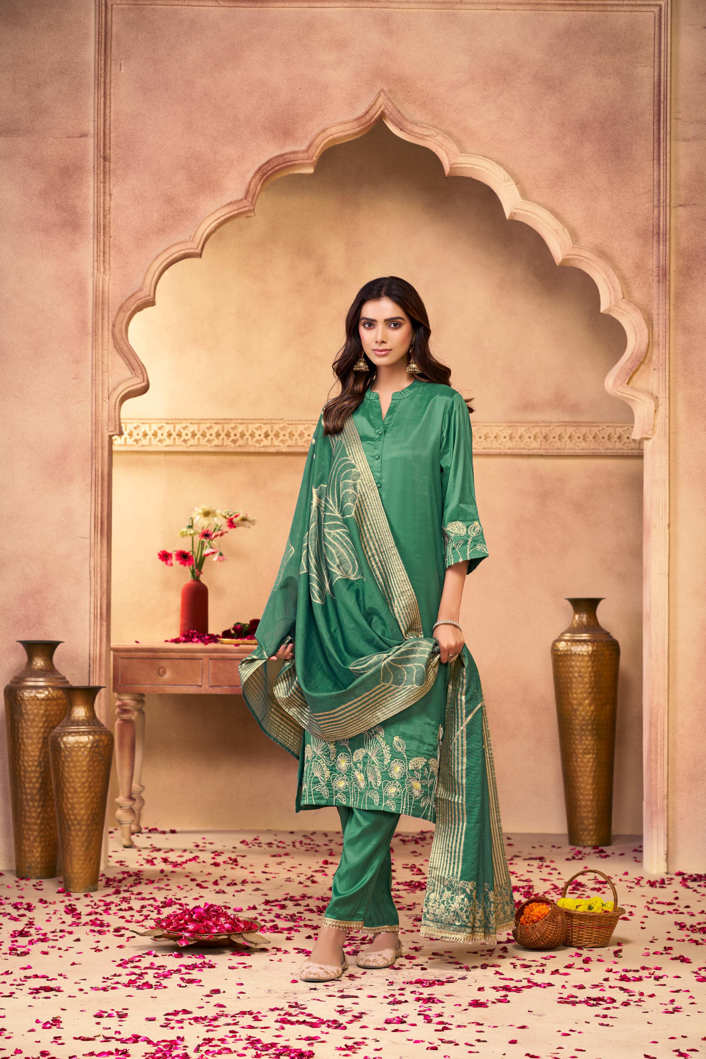 BulBul Kuhu Green Muslin Kurta Set With Dupatta