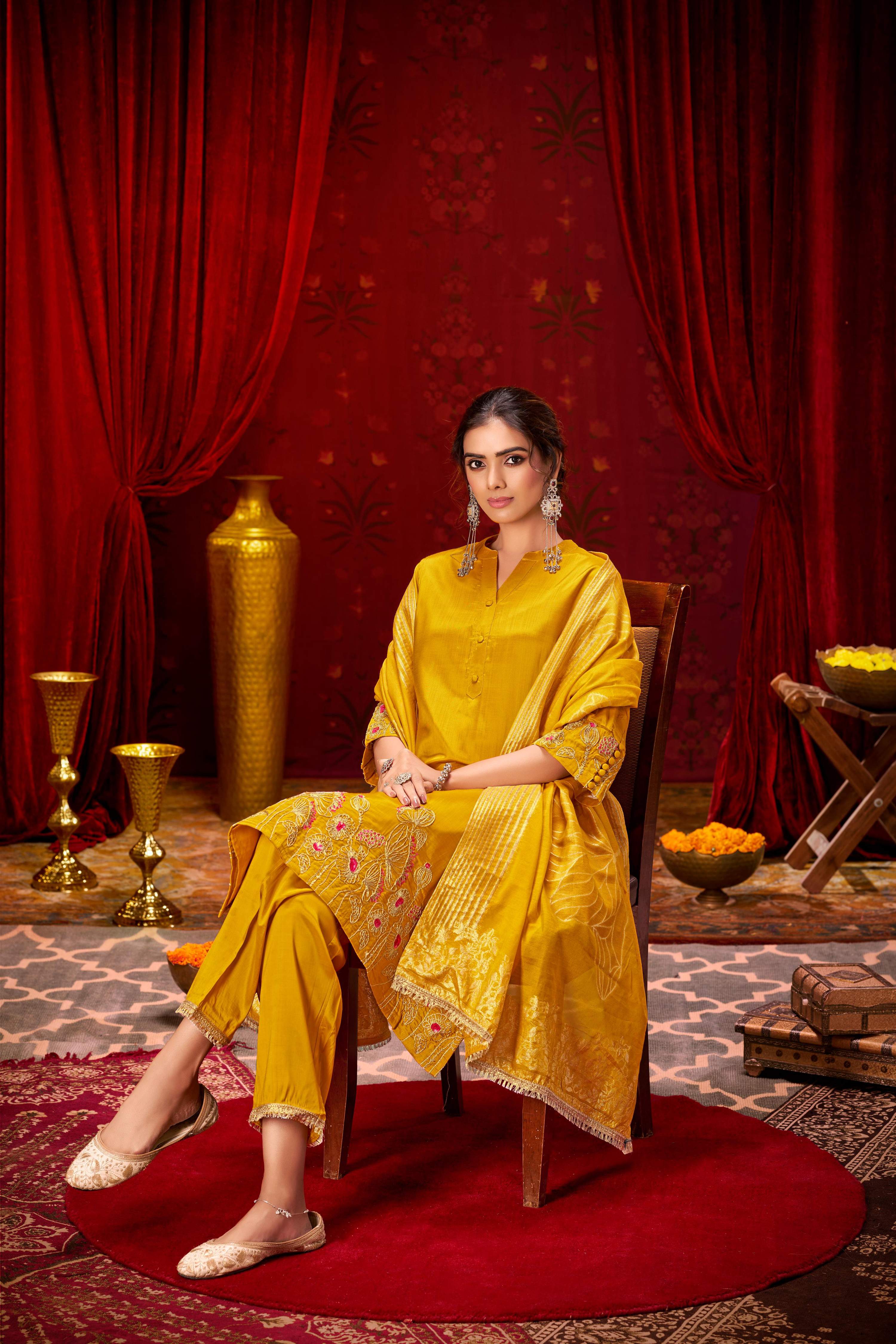 BulBul Kuhu Mustard Muslin Kurta Set With Dupatta
