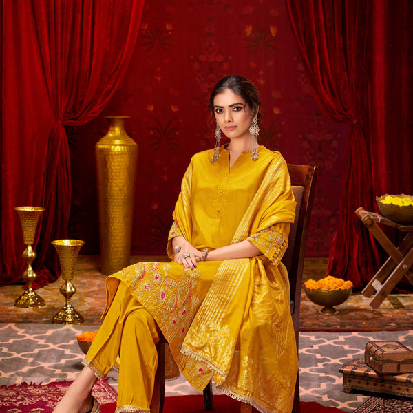 BulBul Kuhu Mustard Muslin Kurta Set With Dupatta