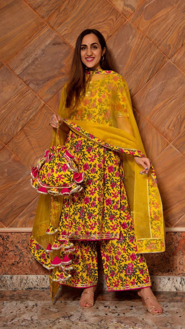 NOZ2TOZ Women Floral Printed Knee Length Elbow Length Sleeves Round Neck Kurti And Palazzo Set With Net Dupatta - Mustard - Distacart