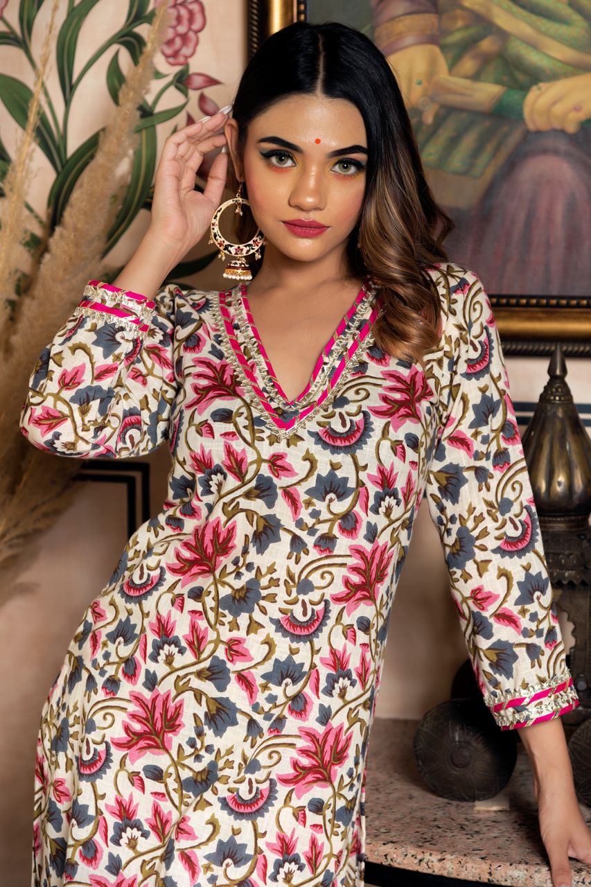 NOZ2TOZ Women Floral Printed Knee Length V Neck 3/4 Sleeves Kurti And Pant Set With Net Dupatta - White - Distacart