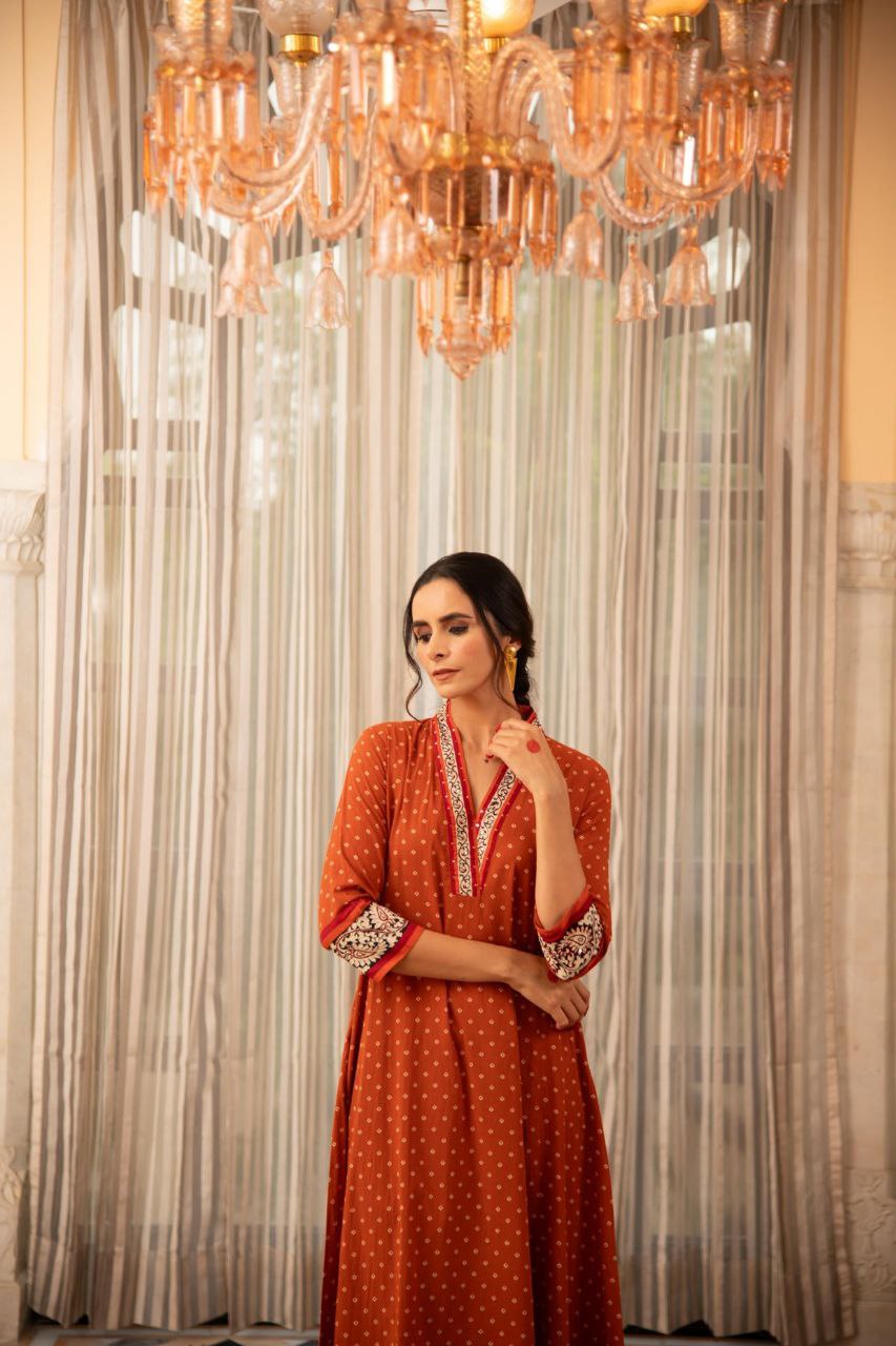 NOZ2TOZ Women's Printed Knee Length V Neck Rayon Kurti And Pant Set - Orange - Distacart