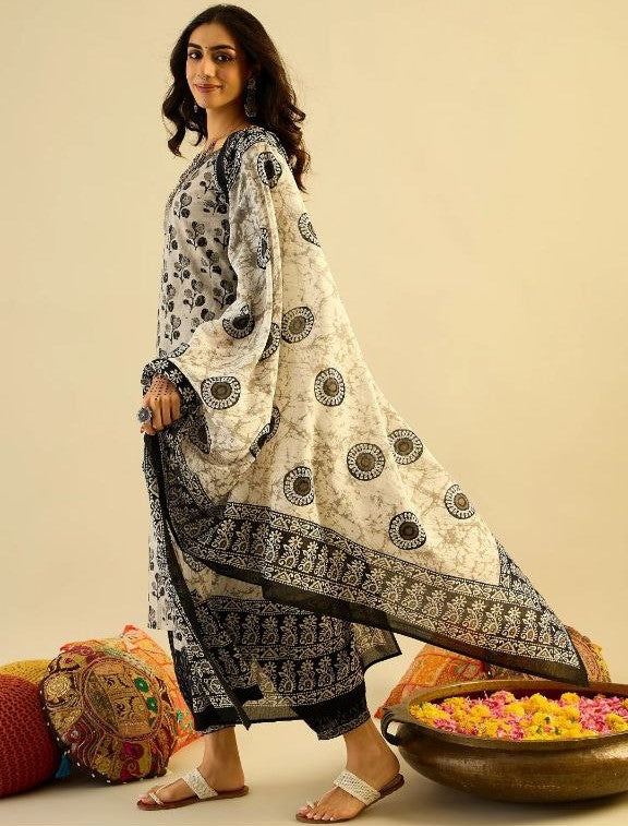 NOZ2TOZ Women's Floral Printed Knee Length V Neck Kurti And Pant Set With Printed Dupatta - Black - Distacart